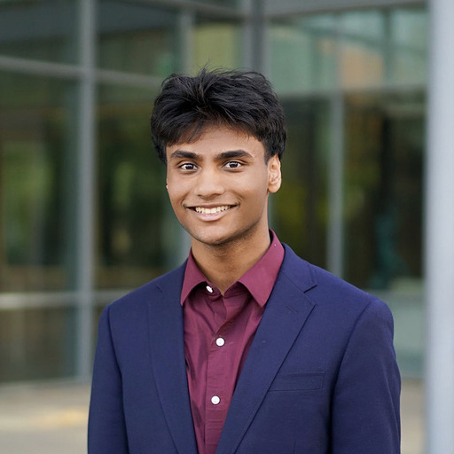 Nitish Gourishetty Headshot